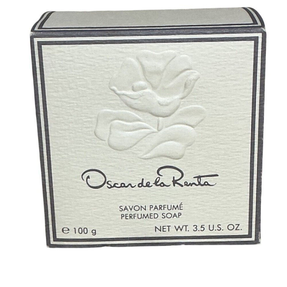 Oscar de la Renta Perfumed Soap 3.5oz White Ceramic Dish Vintage France Luxury
